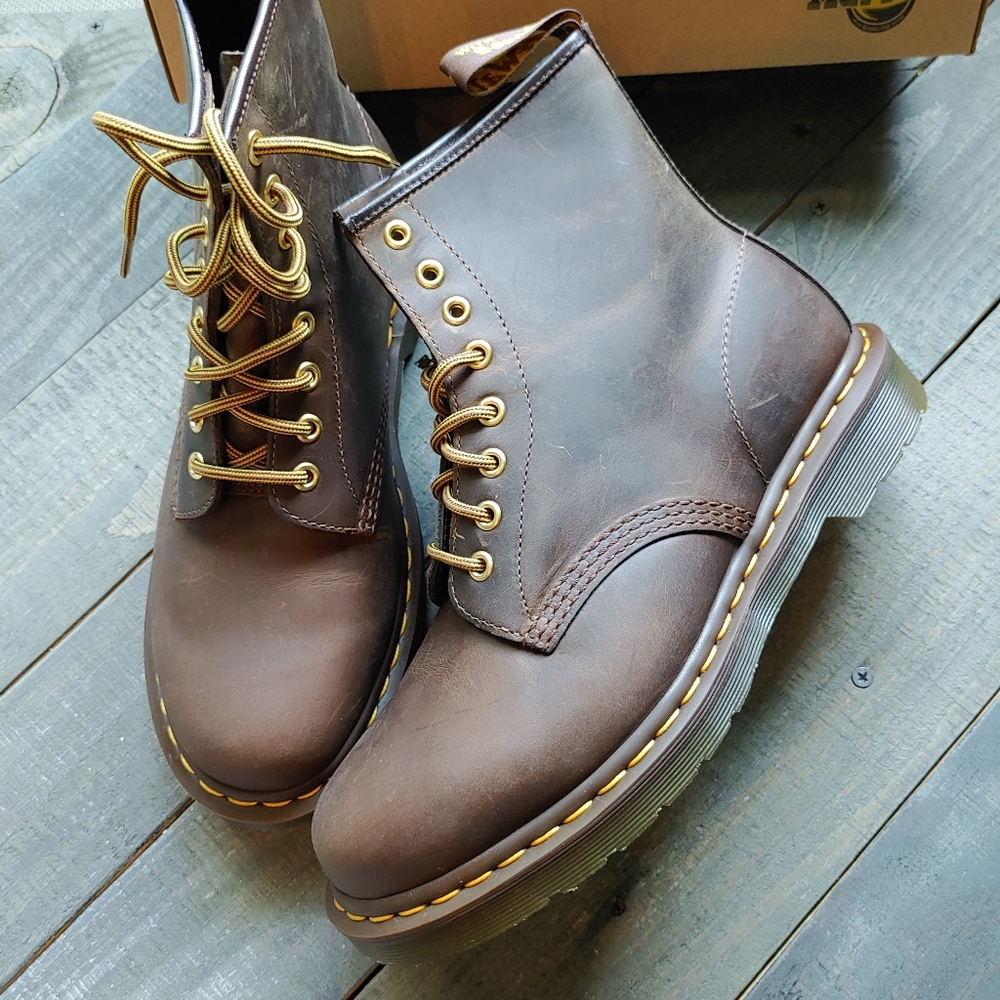 Dr. Martens boots Air Waves, Crazy Horse, Aztec, sz 9 / 41